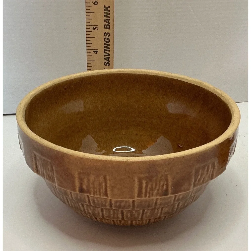 Vintage Mixing Bowls Set of 2 Basket Weave Brown Stoneware 7in 5in USA